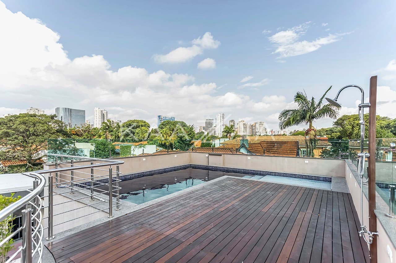 Um rooftop para receber em grande estilo. Casa reformada a poucos passos do Ibirapuera. - Foto 1