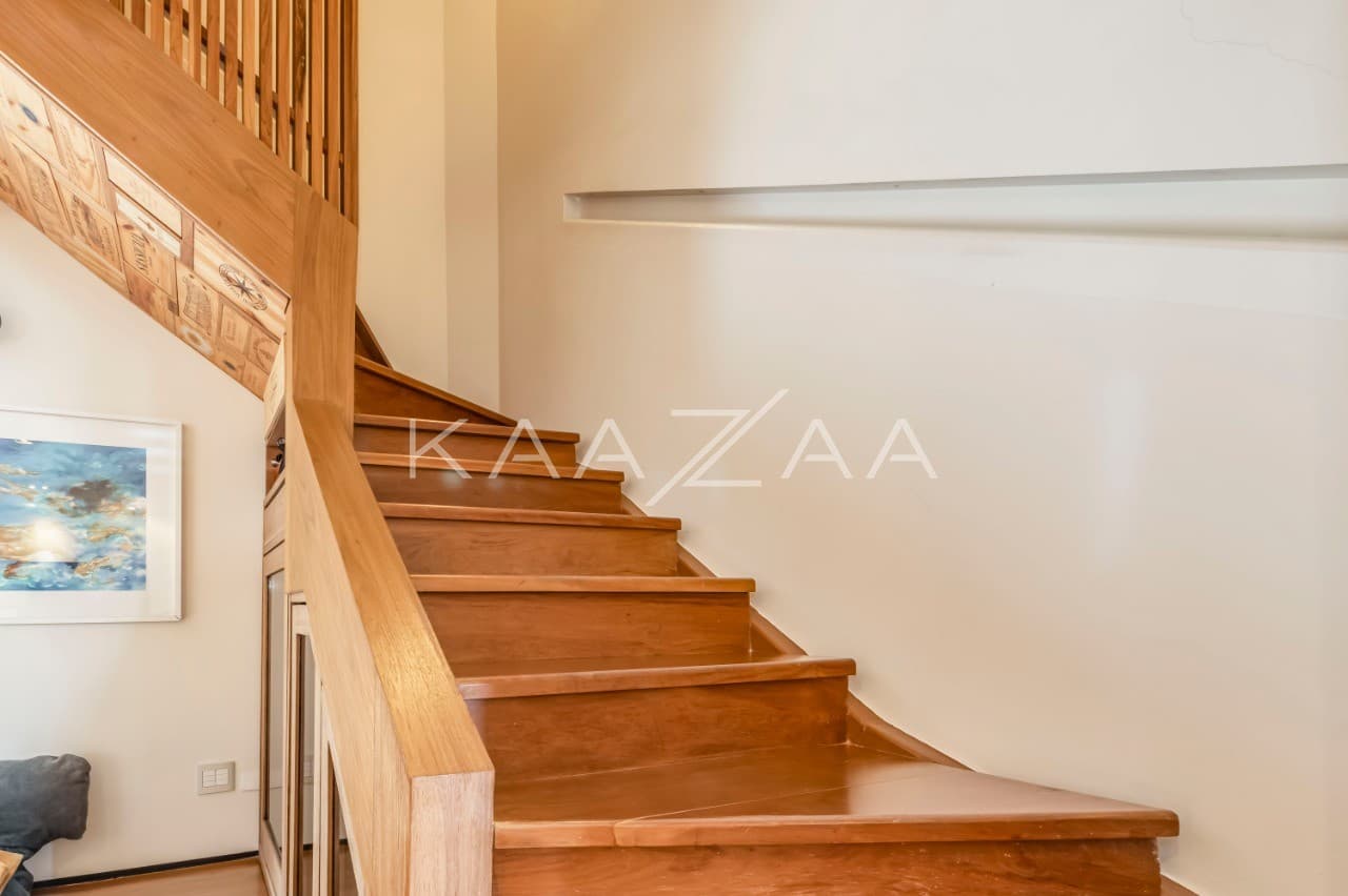 Em uma das ruas mais cobiçadas do Jardim América, essa cobertura chega com uma reforma completíssima. - Foto 8