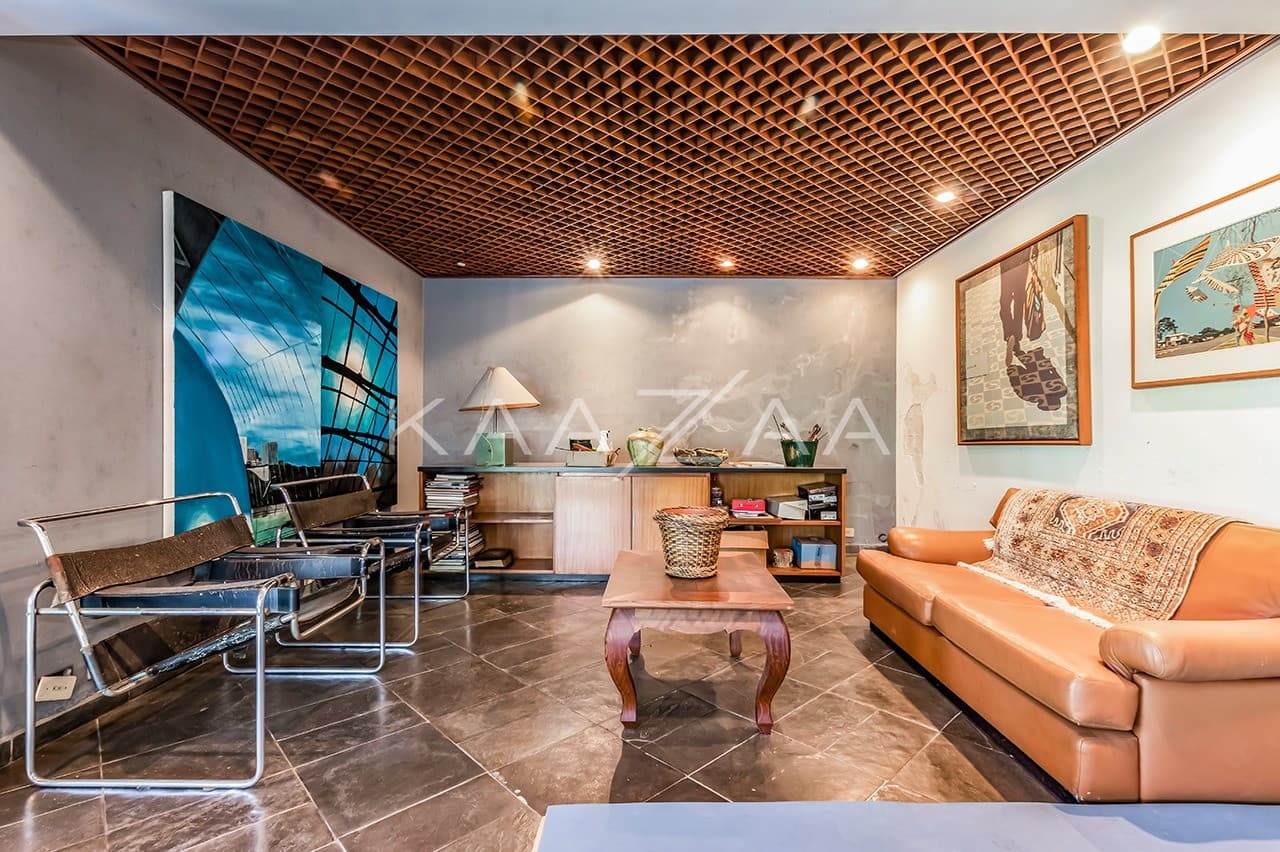 Área gourmet, piscina, atelier, pomar, lago de carpas e vista panorâmica. Casa para comtemplar a vida, no Jardim Guedala. - Foto 21