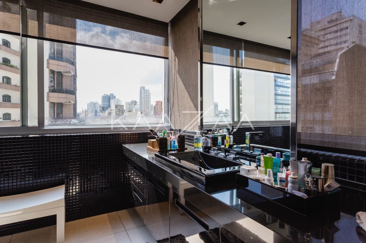 Uma cobertura duplex que arrasa quarteirão do início ao fim. Bem no miolo dos Jardins. - Foto 38