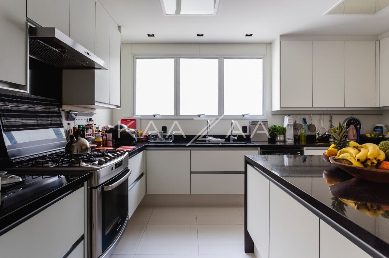 Uma cobertura duplex que arrasa quarteirão do início ao fim. Bem no miolo dos Jardins. - Foto 26