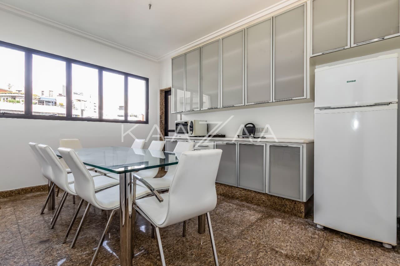 Com um visual incrível, esta agradável cobertura dispõe de espaço e tranquilidade. No Real Parque. - Foto 14