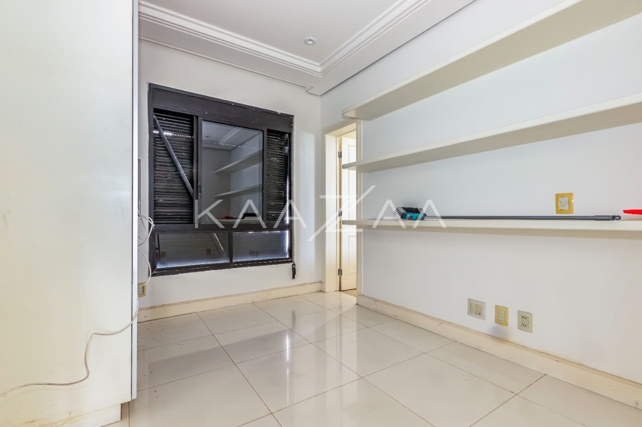 Com um visual incrível, esta agradável cobertura dispõe de espaço e tranquilidade. No Real Parque. - Foto 22