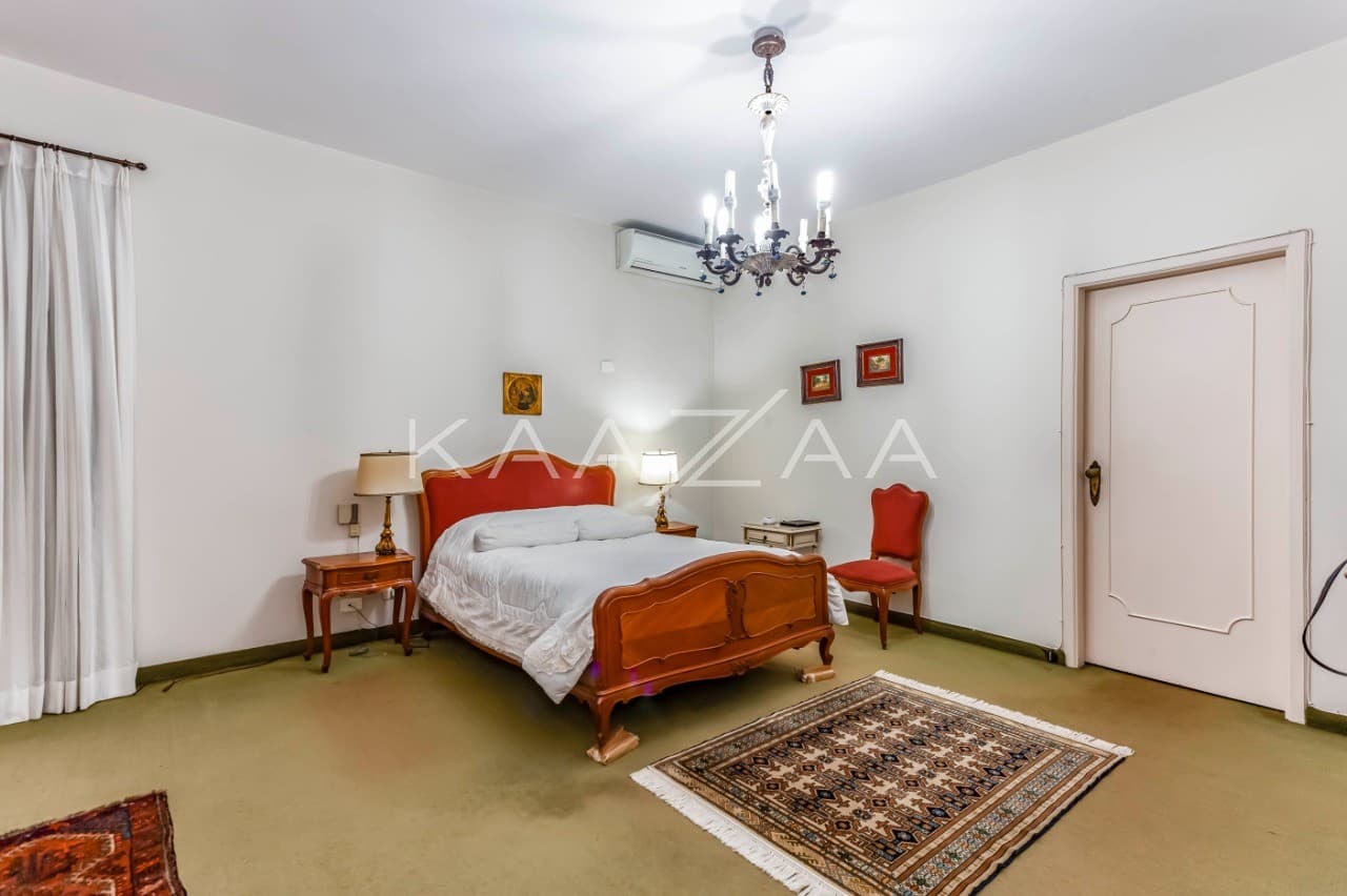 Em rua arborizada, essa ampla casa no Jardim Paulista fica pertinho do Ibirapuera. - Foto 24