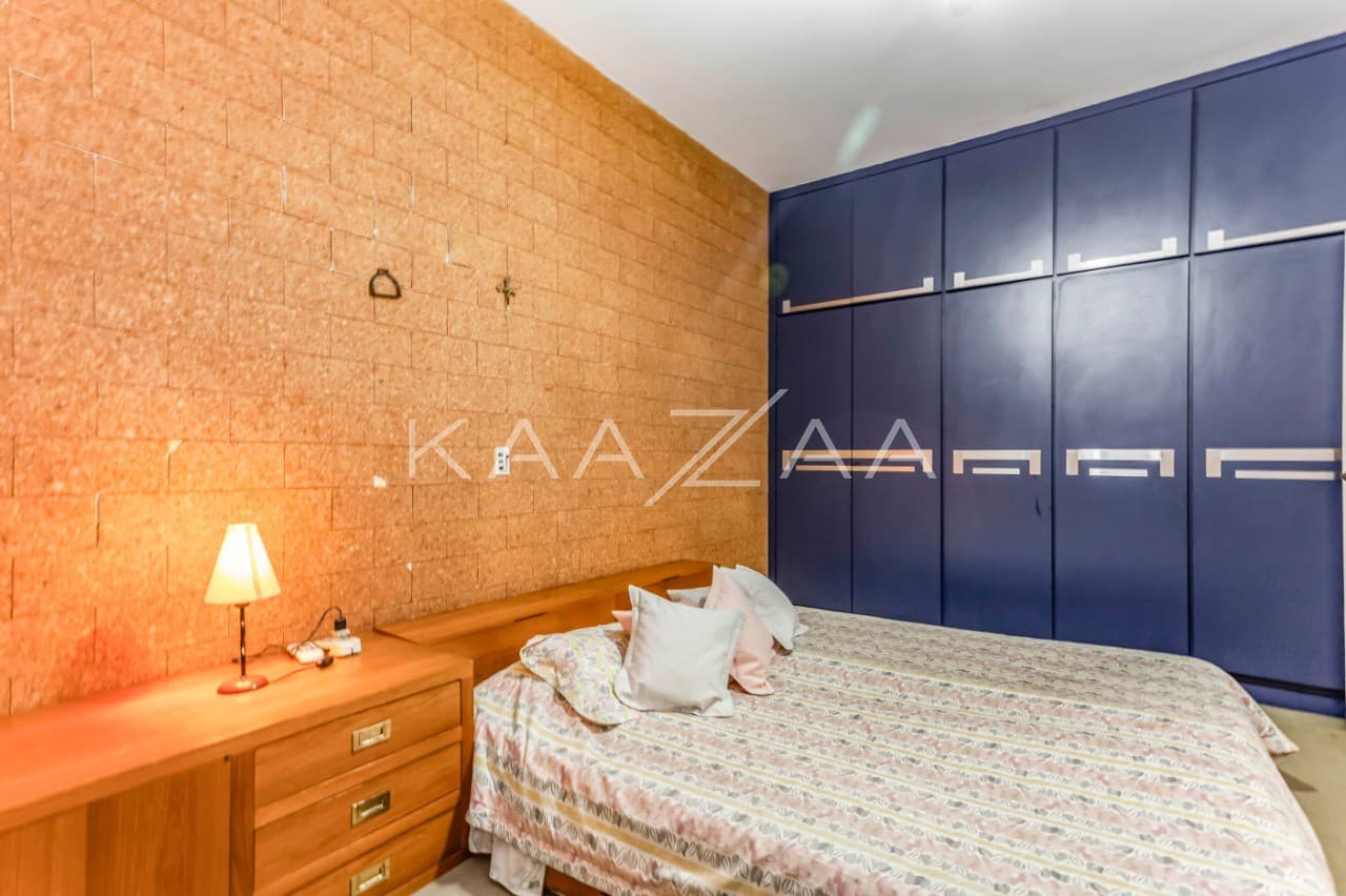 Em rua arborizada, essa ampla casa no Jardim Paulista fica pertinho do Ibirapuera. - Foto 29