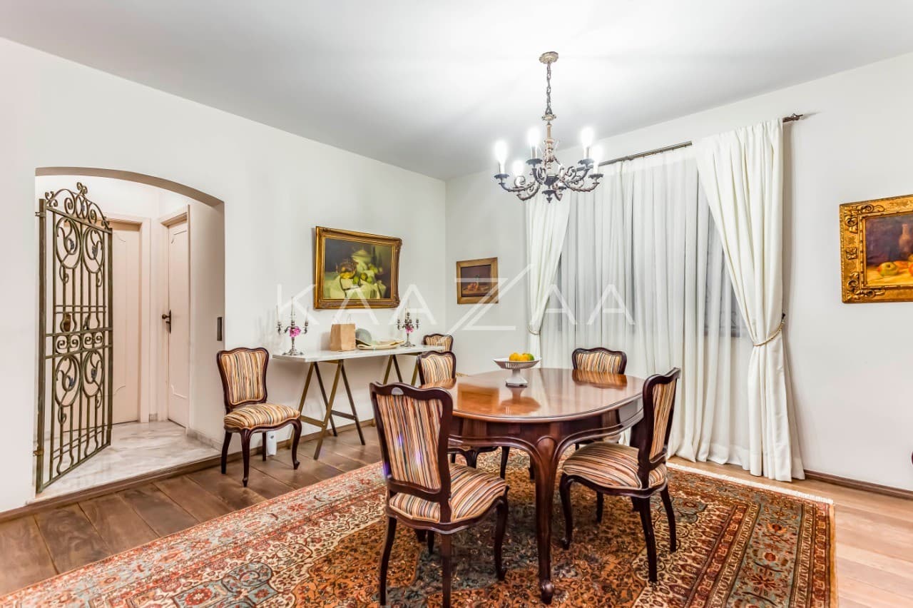 Em rua arborizada, essa ampla casa no Jardim Paulista fica pertinho do Ibirapuera. - Foto 17