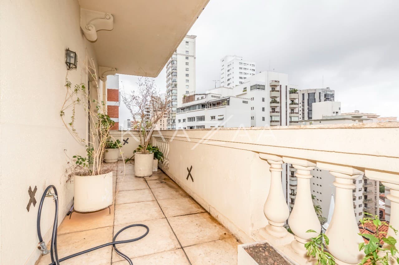 O clima retro futurista marca presença. Acabamentos super originais, em apartamento nos Jardins. - Foto 21