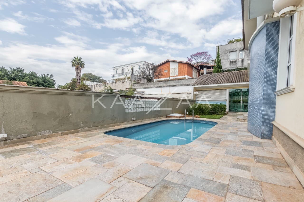 Para viver no sossego que a sua família merece. Casa clara e ensolarada no Jardim Guedala. - Foto 20