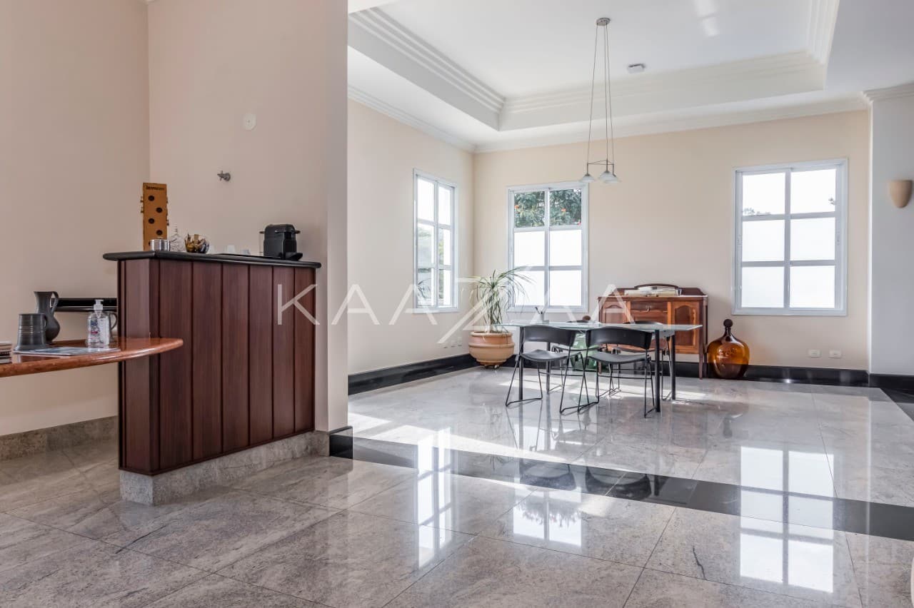 Para viver no sossego que a sua família merece. Casa clara e ensolarada no Jardim Guedala. - Foto 1