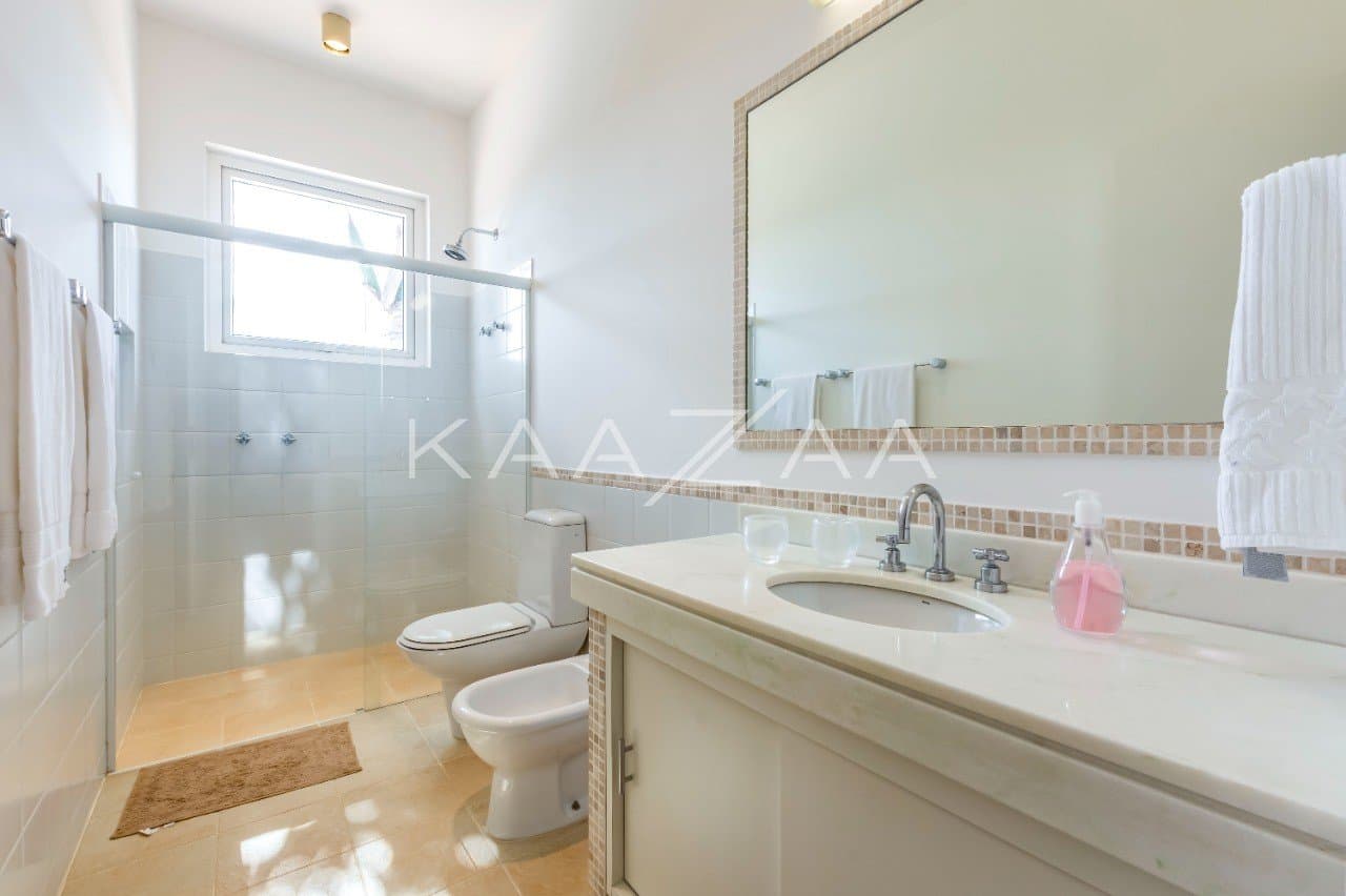 Uma vista deliciosa rodeia os ambientes, com tudo feito para relaxar. Casa na Quinta da Baroneza II. - Foto 38