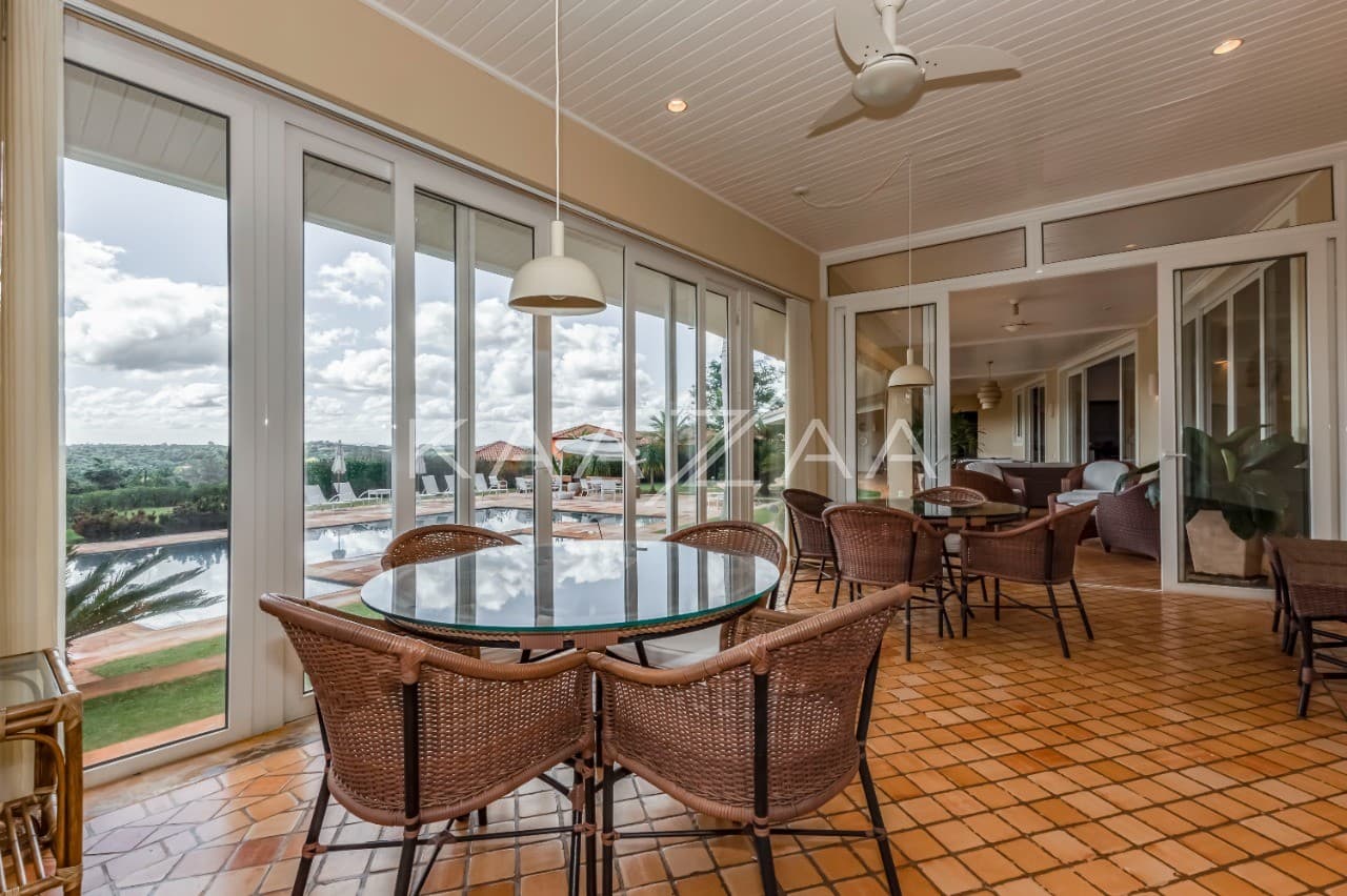 Uma vista deliciosa rodeia os ambientes, com tudo feito para relaxar. Casa na Quinta da Baroneza II. - Foto 31