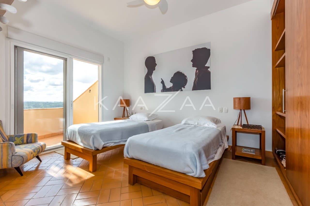 Uma vista deliciosa rodeia os ambientes, com tudo feito para relaxar. Casa na Quinta da Baroneza II. - Foto 39