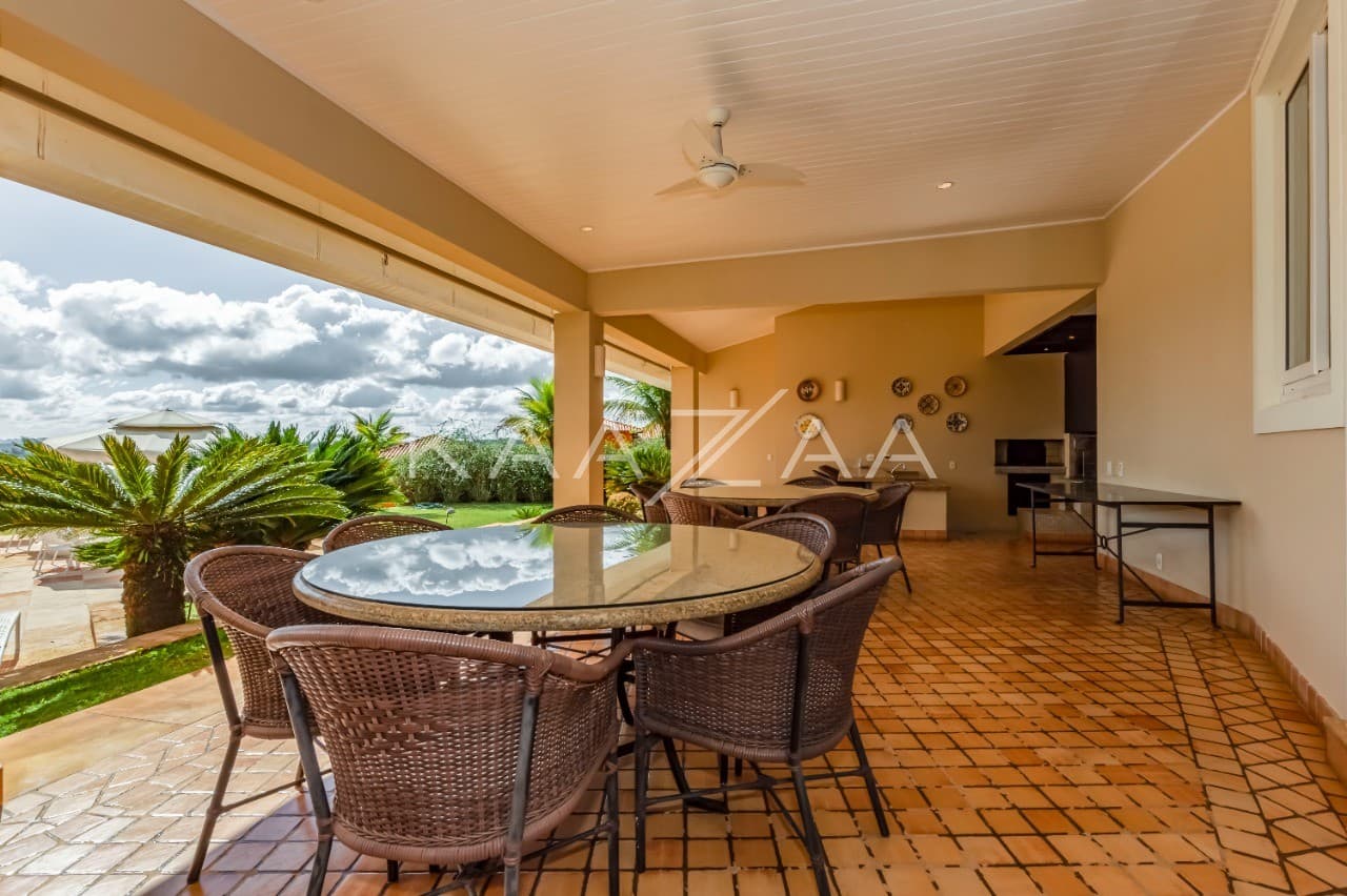 Uma vista deliciosa rodeia os ambientes, com tudo feito para relaxar. Casa na Quinta da Baroneza II. - Foto 11