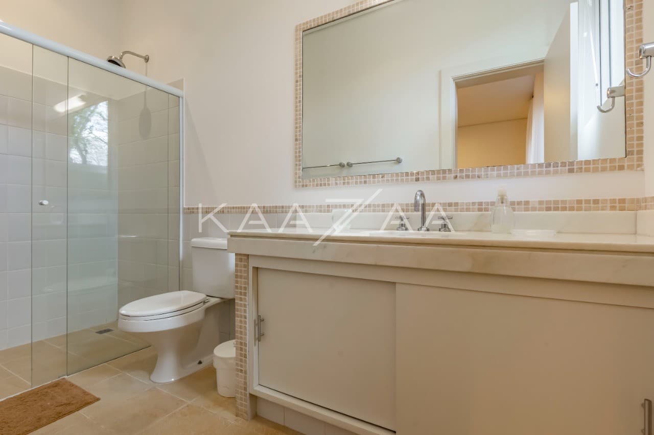 Uma vista deliciosa rodeia os ambientes, com tudo feito para relaxar. Casa na Quinta da Baroneza II. - Foto 42