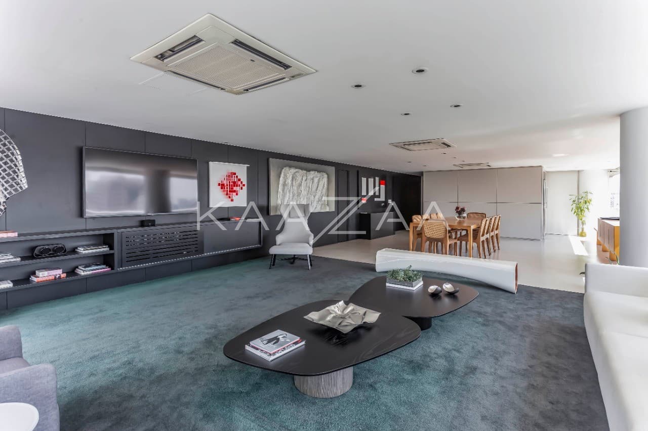 A cidade brilha pelos janelões de ponta a ponta. Cobertura clean e moderna no Itaim Bibi. - Foto 2