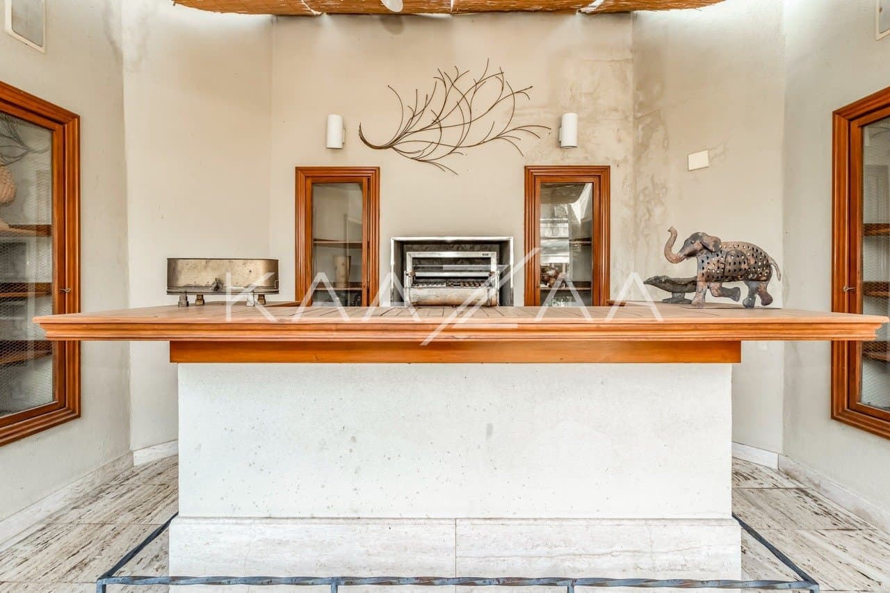 Casa na Cidade Jardim feita para renovar as energias, iluminada e ampla. - Foto 4