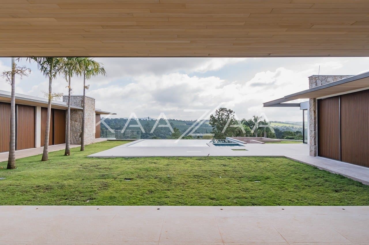 Um projeto de casa de campo feito para limpar a vista e se inspirar. No condomínio Quinta da Baroneza. - Foto 7