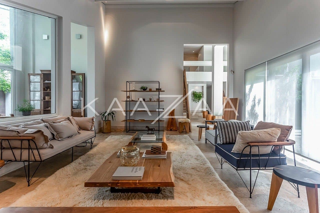 Casa com bela arquitetura e clima escandinavo. Rodeada de vidro e amplitude, na Cidade Jardim. - Foto 6