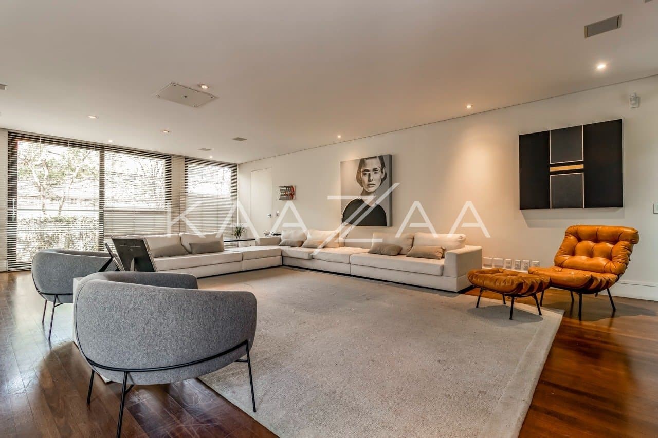 Localização cobiçada e arquitetura contemporânea. Casa extraordinária no Jardim Europa. - Foto 3