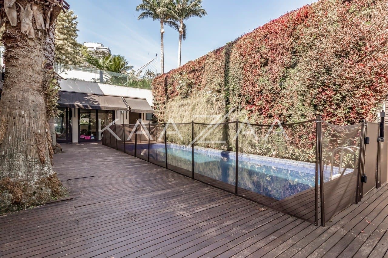 Localização cobiçada e arquitetura contemporânea. Casa extraordinária no Jardim Europa. - Foto 9