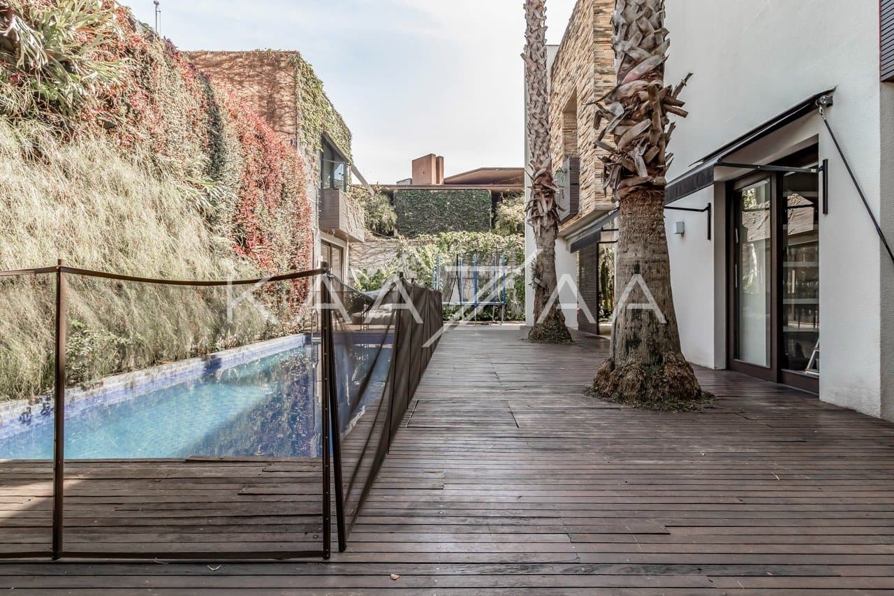 Localização cobiçada e arquitetura contemporânea. Casa extraordinária no Jardim Europa. - Foto 10