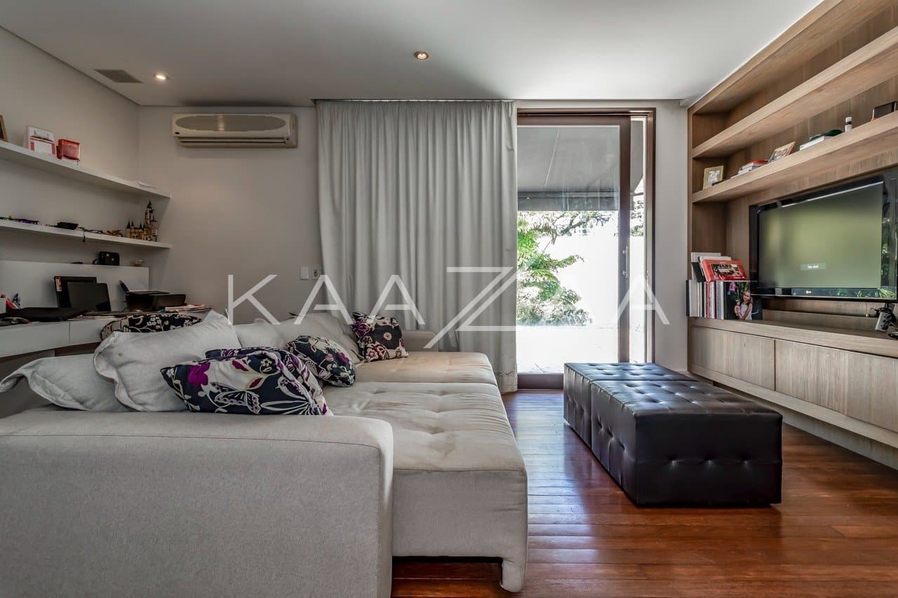 Localização cobiçada e arquitetura contemporânea. Casa extraordinária no Jardim Europa. - Foto 20