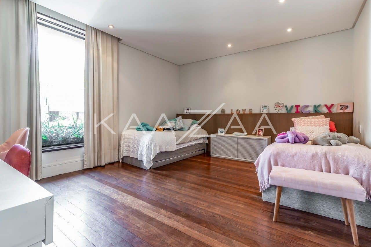 Localização cobiçada e arquitetura contemporânea. Casa extraordinária no Jardim Europa. - Foto 27