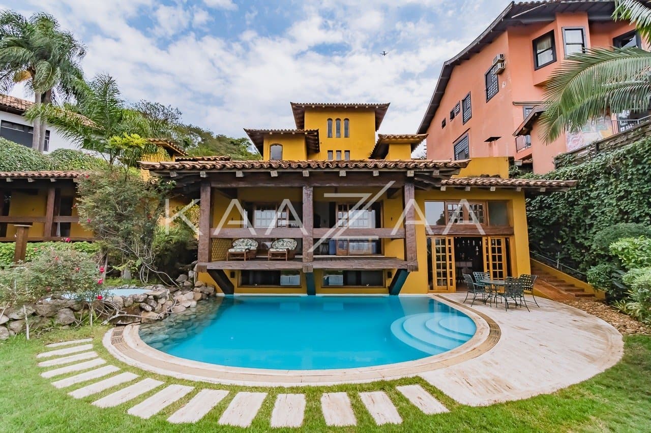 Ares de campo, clima de cidade: casa completa e acolhedora, em Cidade Jardim.