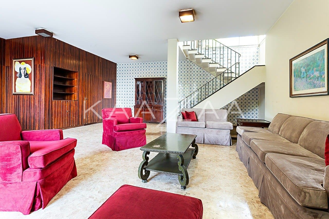 Tranquilidade e espaço em casa com jardim arborizado em Cidade Jardim. - Foto 8