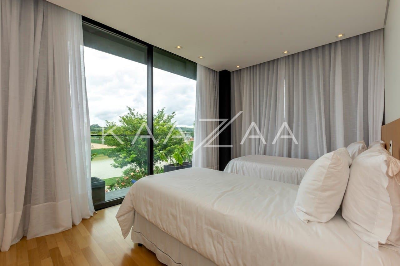 Puro charme e elegância. Casa espetacular em frente ao lago na Fazenda Boa Vista. - Foto 21