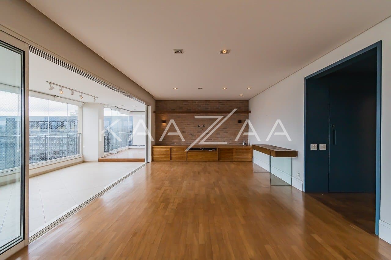 Apartamento amplo e reformado, em prédio Lindenberg no Itaim Bibi. - Foto 4