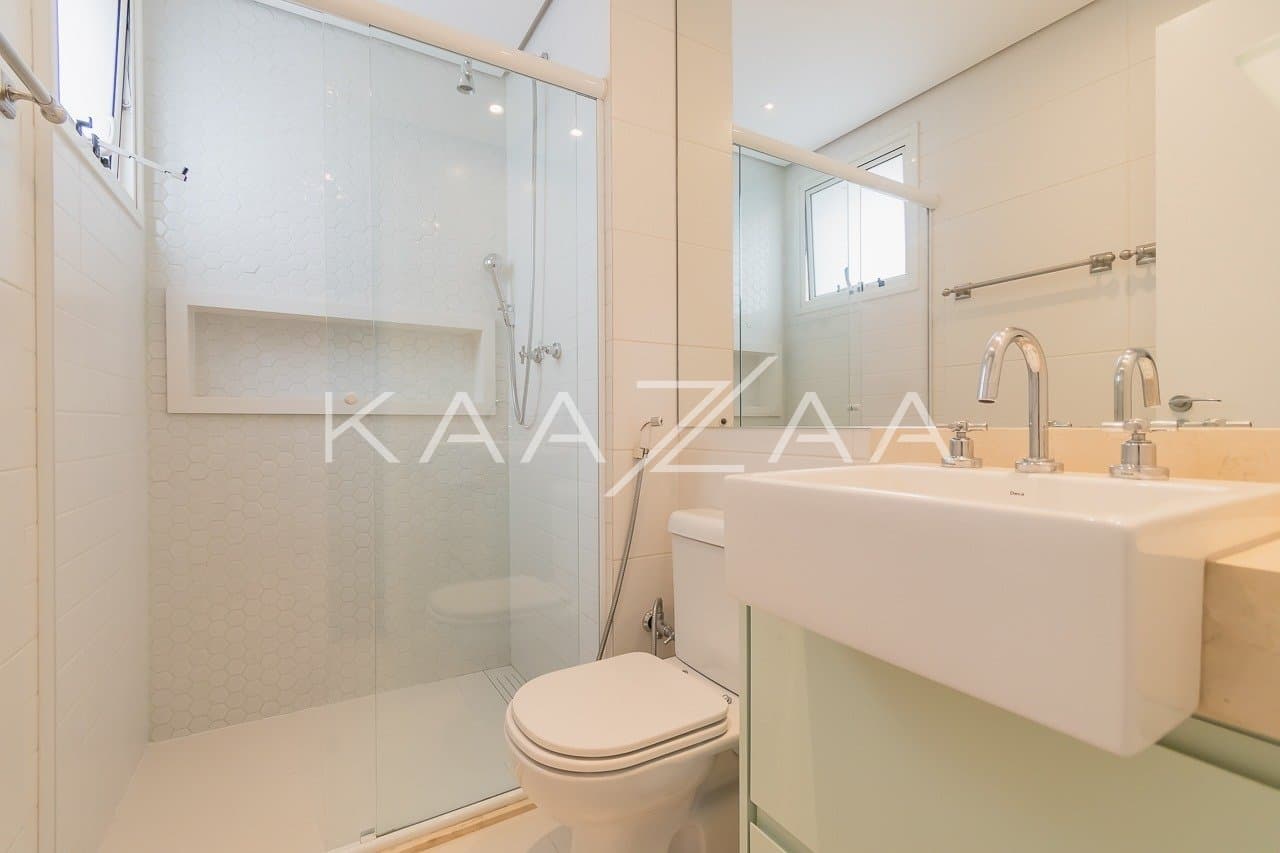 Apartamento amplo e reformado, em prédio Lindenberg no Itaim Bibi. - Foto 18