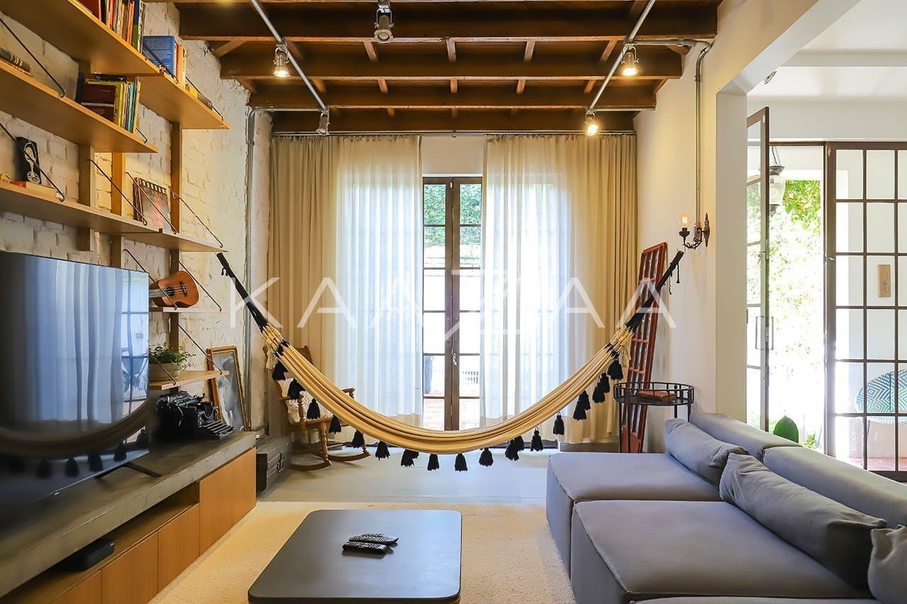 Contemporânea, sofisticada e com detalhes únicos, esta casa no Jardim Paulista vai te conquistar. - Foto 1