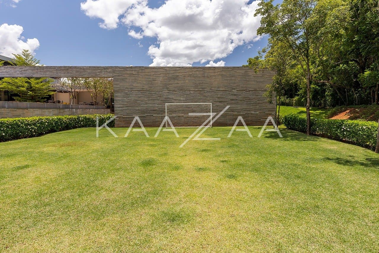 Projeto moderno, arrojado e com muita qualidade nos materiais. Casa na Quinta da Baroneza. - Foto 9