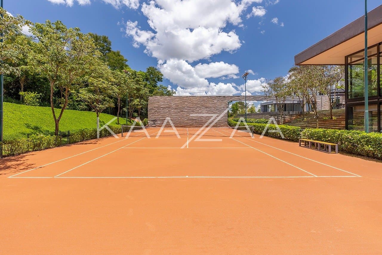 Projeto moderno, arrojado e com muita qualidade nos materiais. Casa na Quinta da Baroneza. - Foto 13