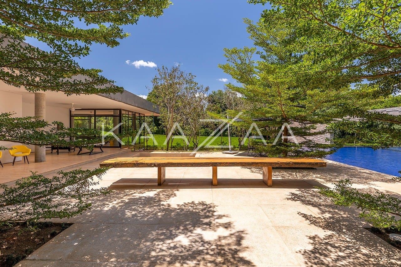 Projeto moderno, arrojado e com muita qualidade nos materiais. Casa na Quinta da Baroneza. - Foto 16