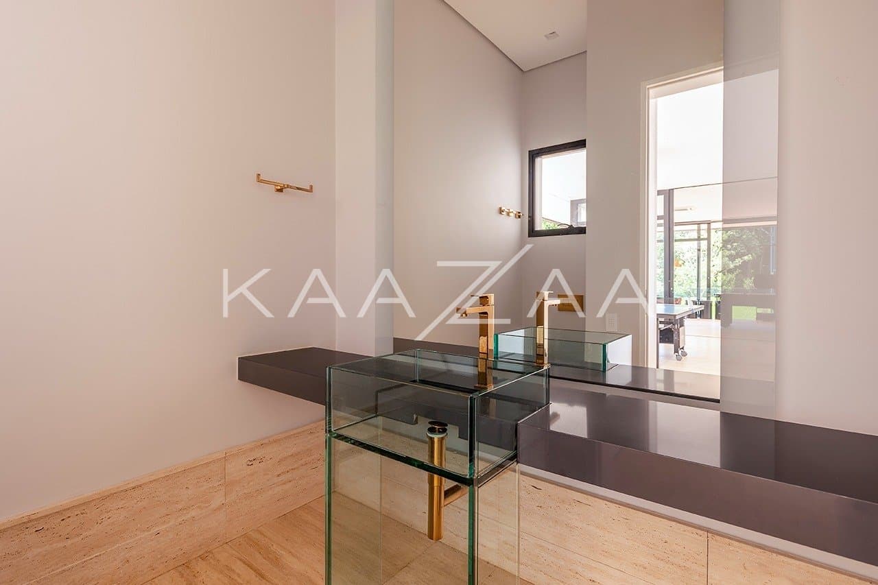 Projeto moderno, arrojado e com muita qualidade nos materiais. Casa na Quinta da Baroneza. - Foto 21