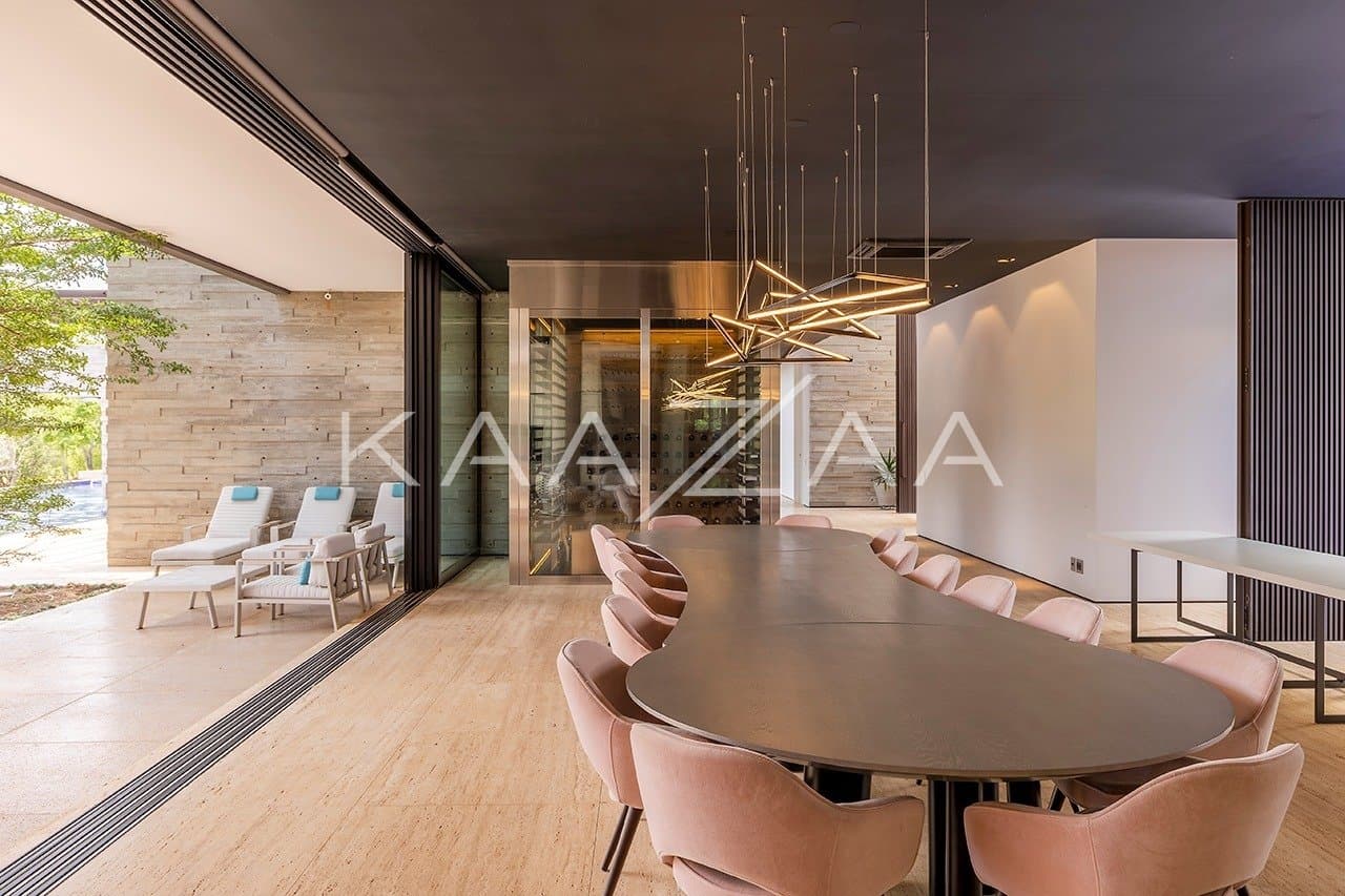 Projeto moderno, arrojado e com muita qualidade nos materiais. Casa na Quinta da Baroneza. - Foto 25