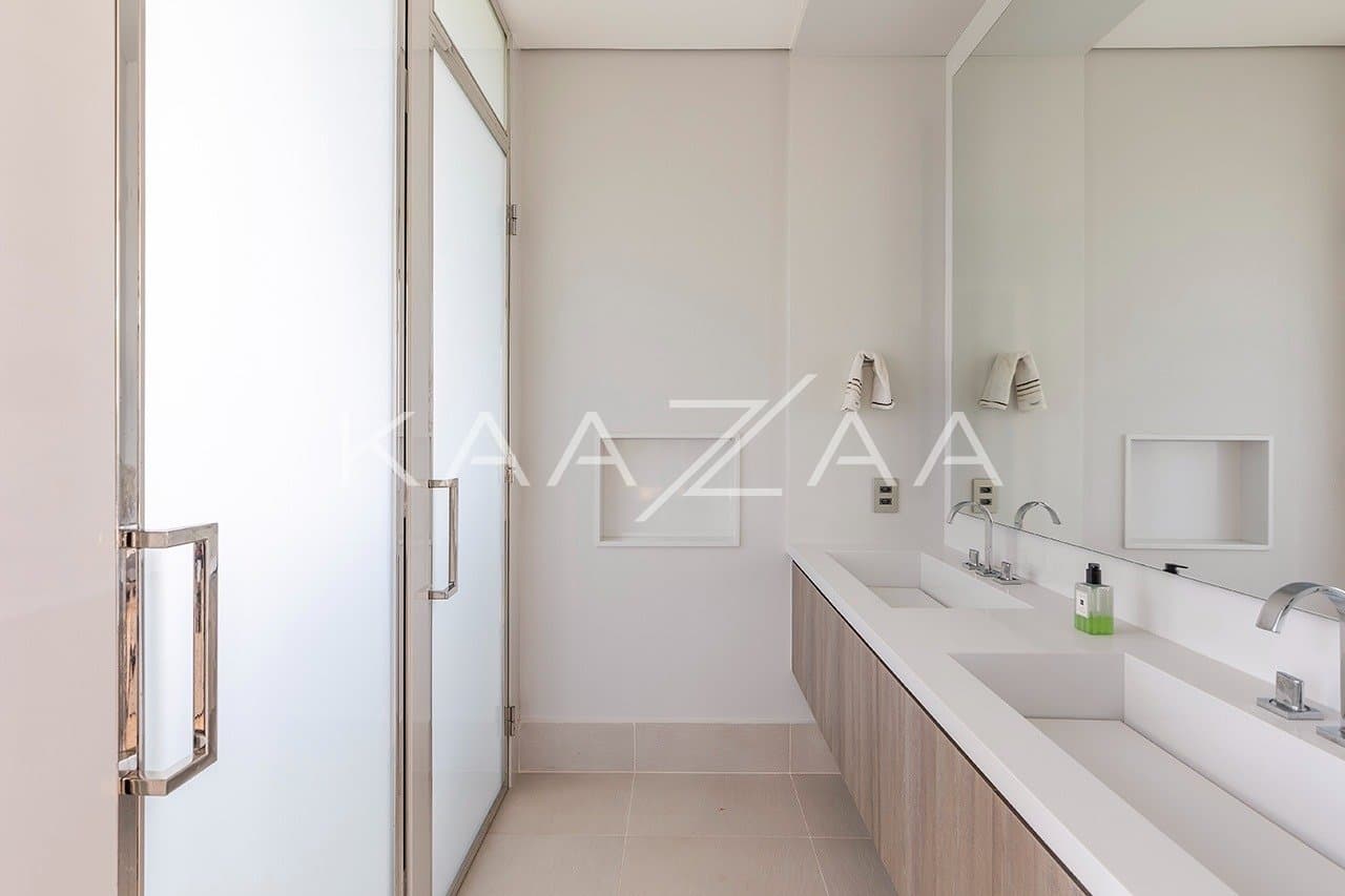 Projeto moderno, arrojado e com muita qualidade nos materiais. Casa na Quinta da Baroneza. - Foto 64