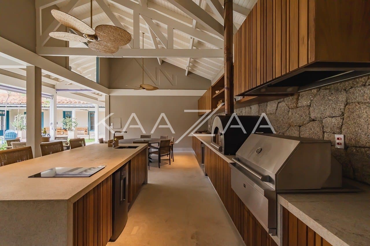 Linda paisagem e ares coloniais são o charme desta casa no condomínio Quinta da Baroneza. - Foto 11