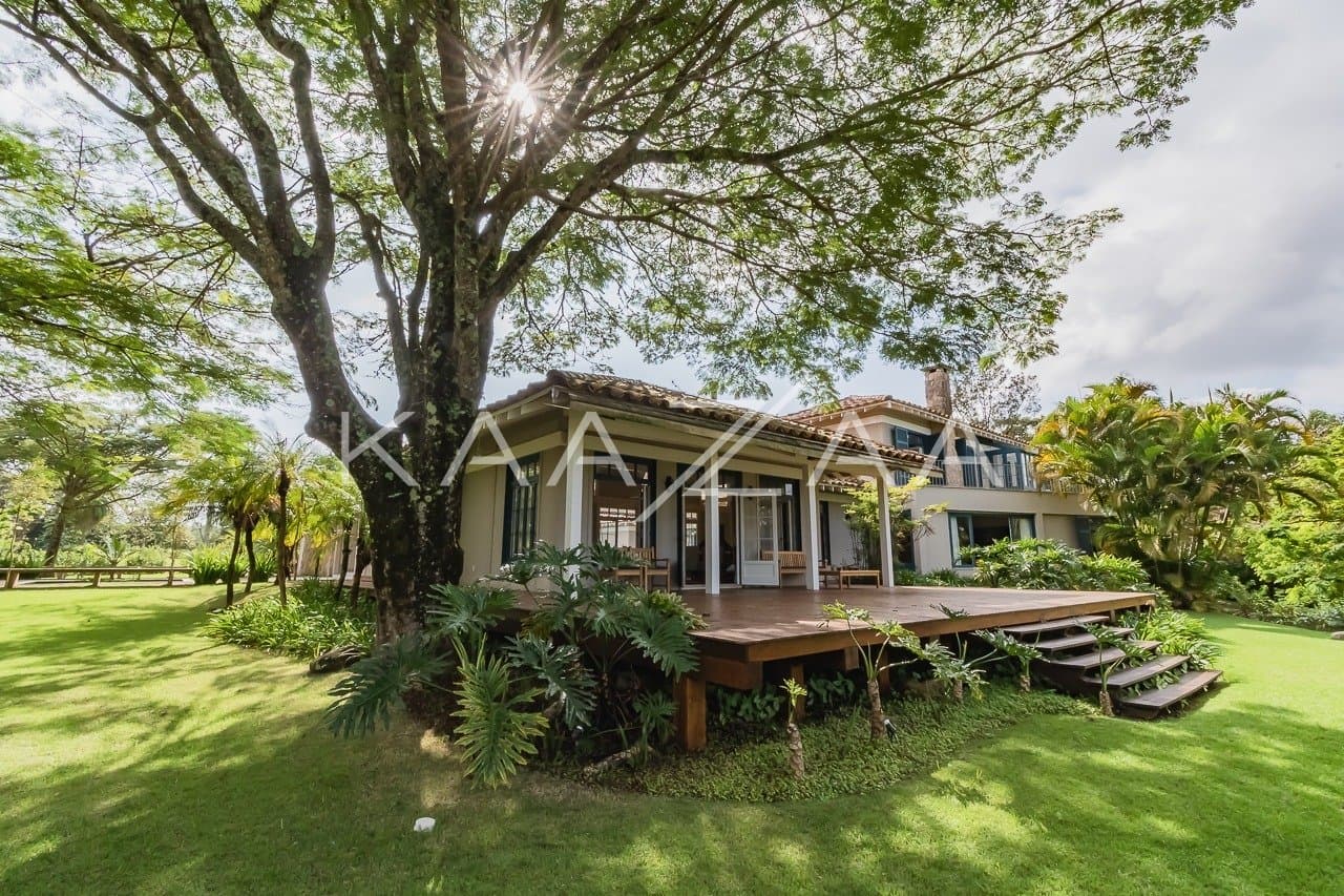 Linda paisagem e ares coloniais são o charme desta casa no condomínio Quinta da Baroneza. - Foto 15