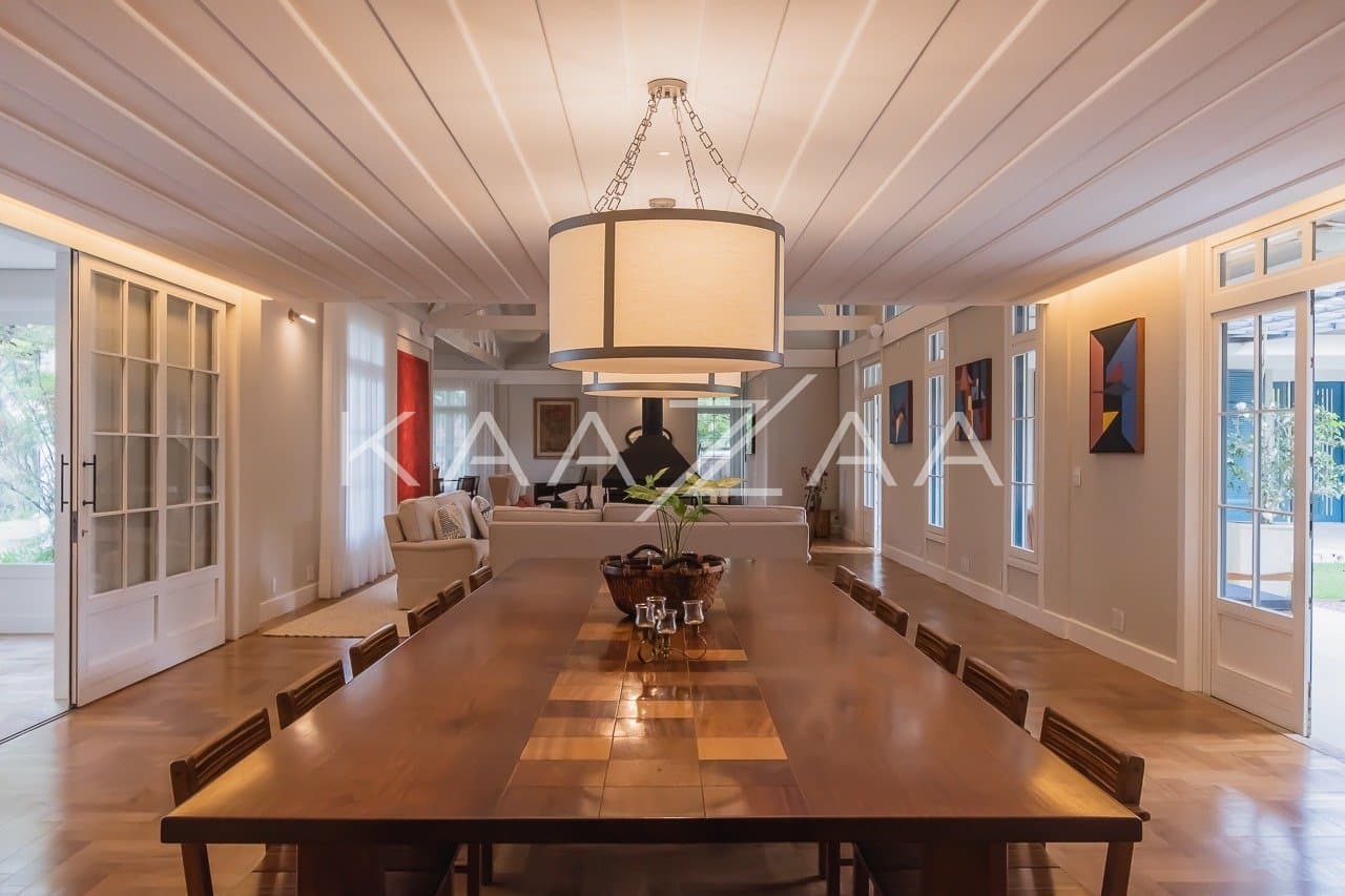 Linda paisagem e ares coloniais são o charme desta casa no condomínio Quinta da Baroneza. - Foto 27