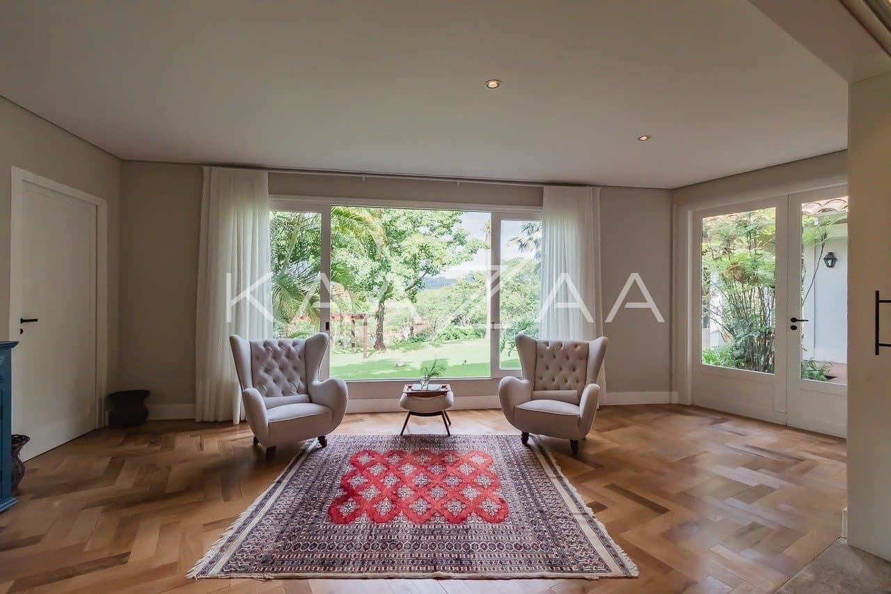 Linda paisagem e ares coloniais são o charme desta casa no condomínio Quinta da Baroneza. - Foto 29