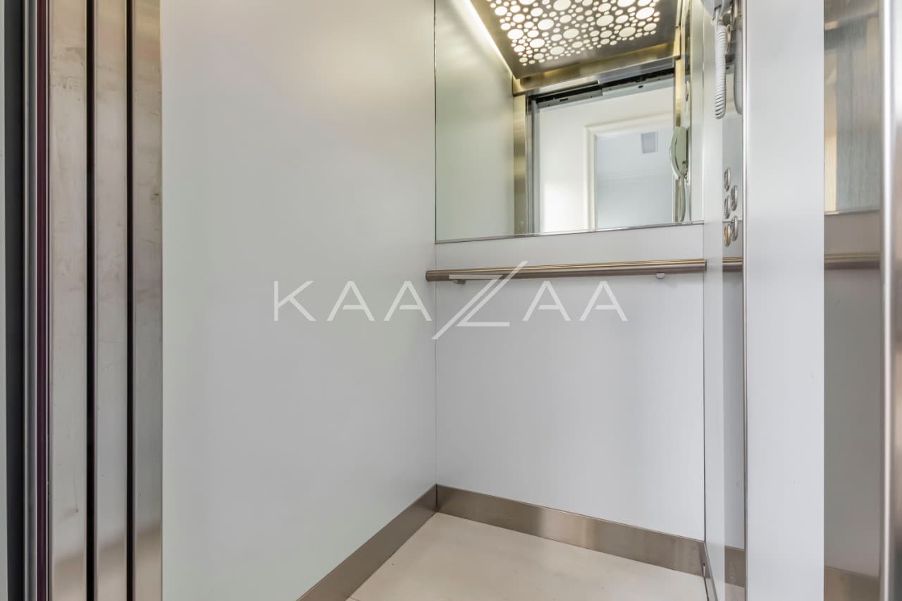 A mistura entre o clássico e o moderno tomam conta dos espaços. Casa deliciosa em rua sem saída, na Cidade Jardim. - Foto 26