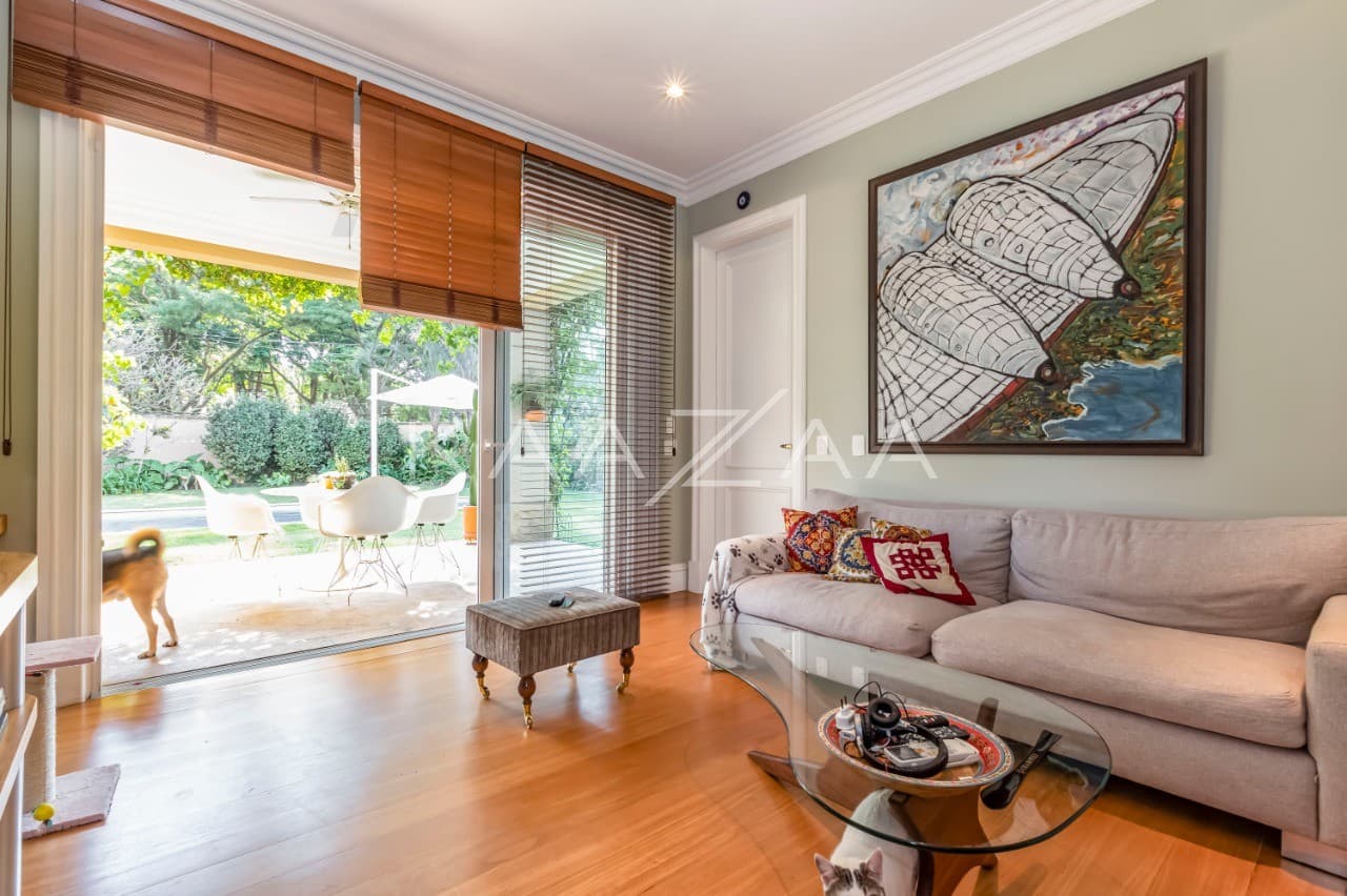 A mistura entre o clássico e o moderno tomam conta dos espaços. Casa deliciosa em rua sem saída, na Cidade Jardim. - Foto 19