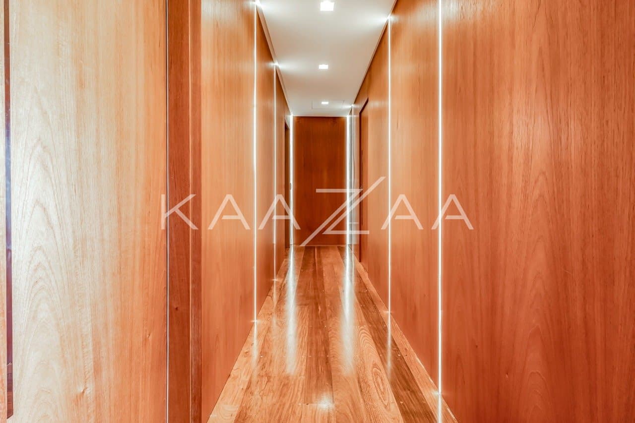 Equilíbrio entre arquitetura e design são o charme deste apartamento em Cidade Jardim. - Foto 10