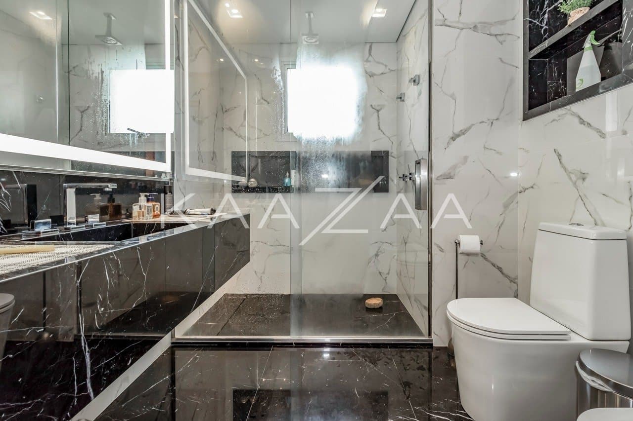 Equilíbrio entre arquitetura e design são o charme deste apartamento em Cidade Jardim. - Foto 12