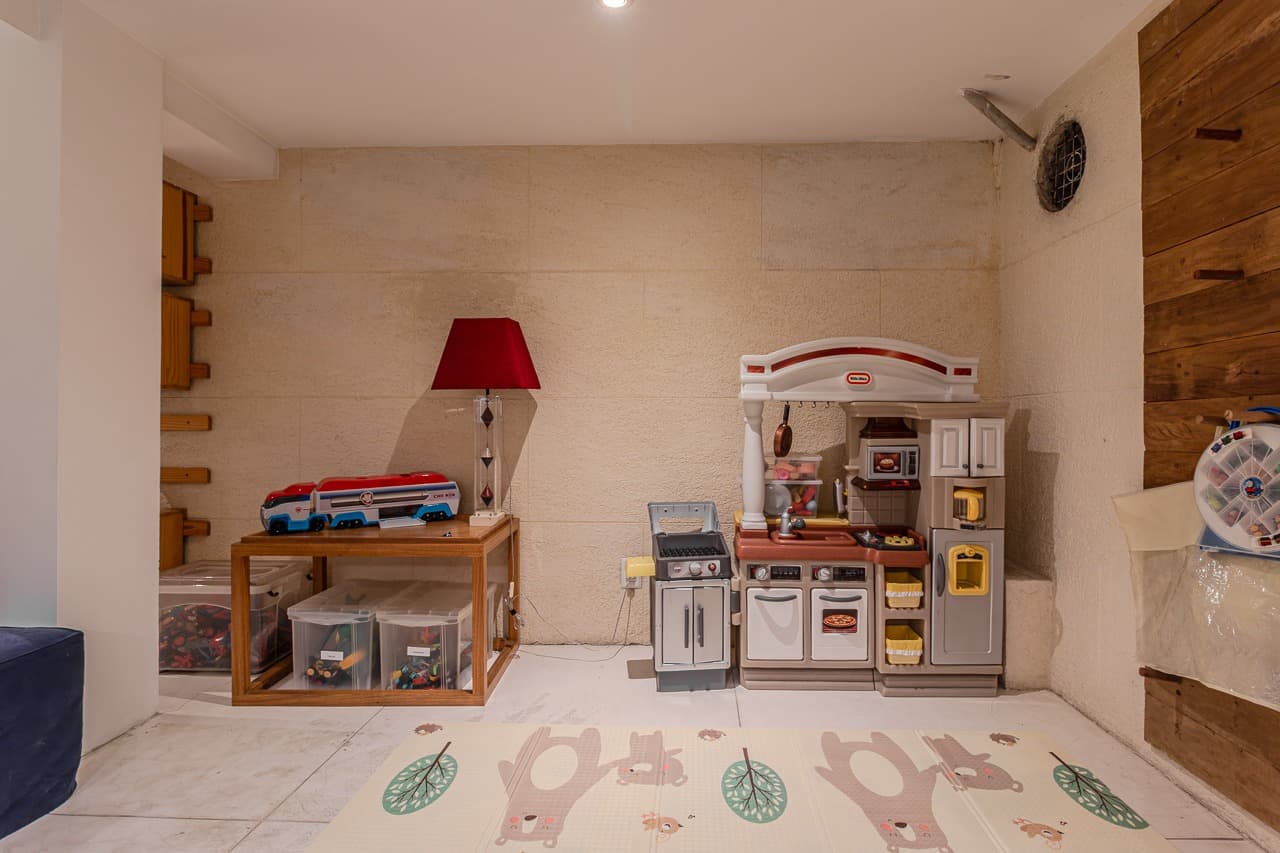 Bela e verdejante. Uma casa que faz sonhar no Jardim Guedala. - Foto 26