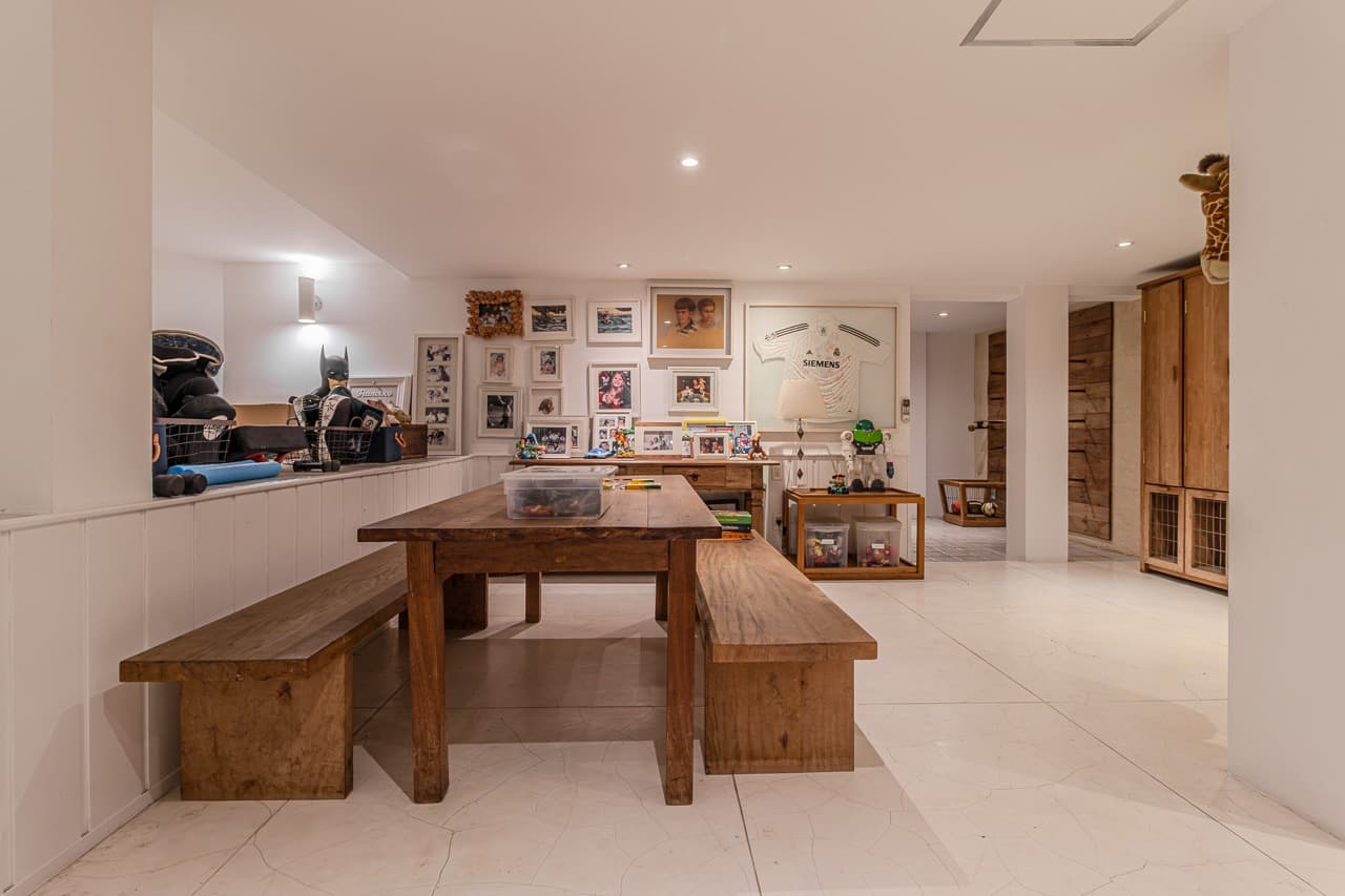 Bela e verdejante. Uma casa que faz sonhar no Jardim Guedala. - Foto 28