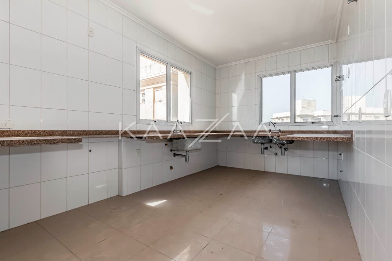 Ao lado do Parque Villa-Lobos, esta Cobertura Duplex tem uma vista espetacular. No Alto de Pinheiros. - Foto 9